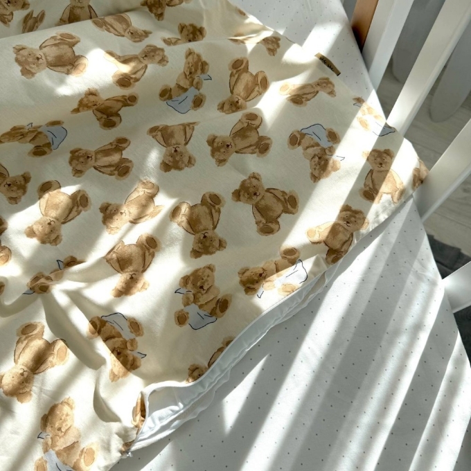 Paturica bebe Ursulet bej si tesatura minky cu pilota (5)